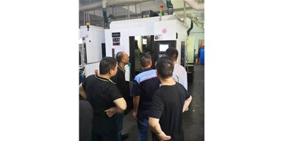 东升国际官网精机年终保养活动顺利发展，保障机床高效运行