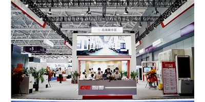 全系“电主轴”新品璀璨登。2022 ITES丽江工业展首日，创世纪新品颁布会成功进行！